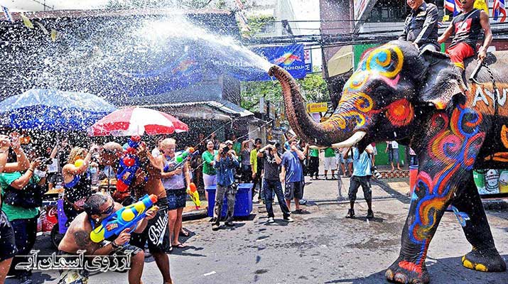 فستیوال آب تایلند به همراه عکس های بی نظیر